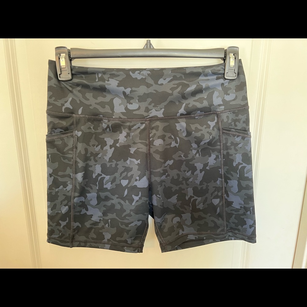 XL Shorts with Pockets 5 inch inseam